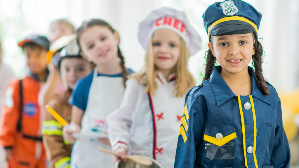 How to Keep Children Engaged in Dramatic Pretend Play