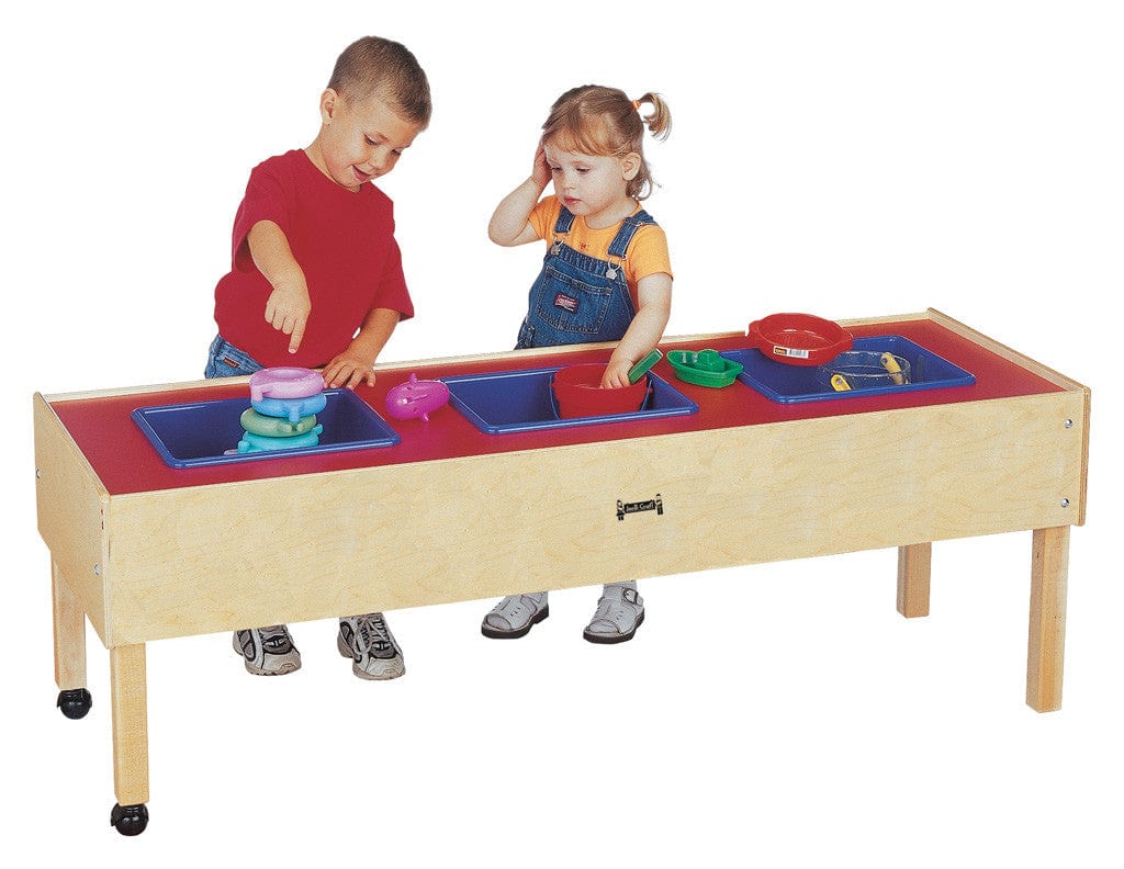 Sensory Tables in Preschool & Daycare: Boosting Focus, Calm, and Learning Through Play
