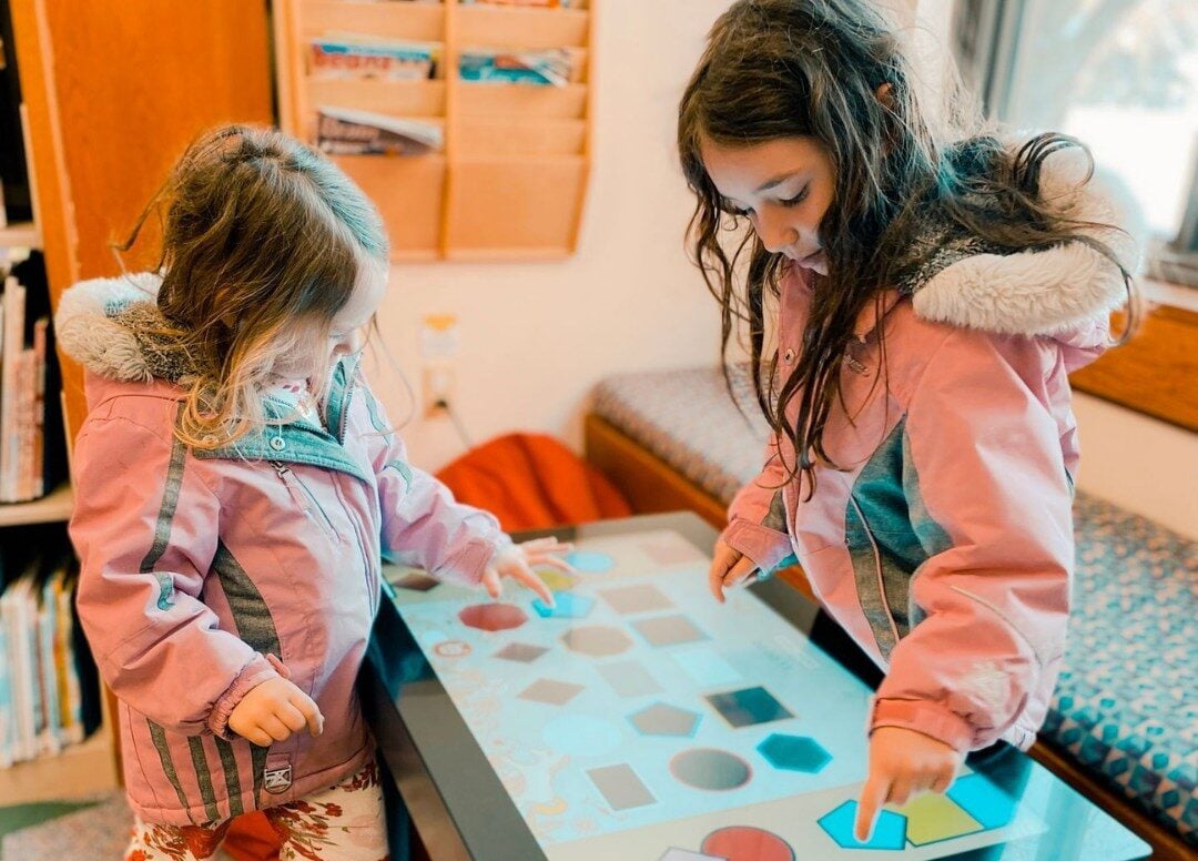 PLAY Digital Game Table